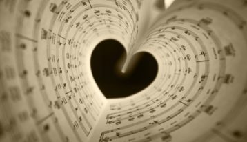sheet music shape of heart
